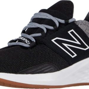 New Balance Women's Fresh Foam Roav V1 Sneaker